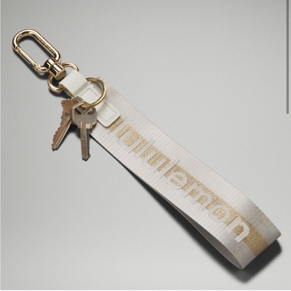 Lululemon Athletica Never Lost Keychain Vapor Gold NWT
